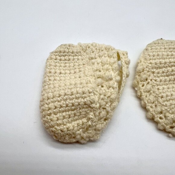 Vintage Hand-Crocheted Baby Booties Set Ivory Cream 40s 50s - Picture 9 of 9